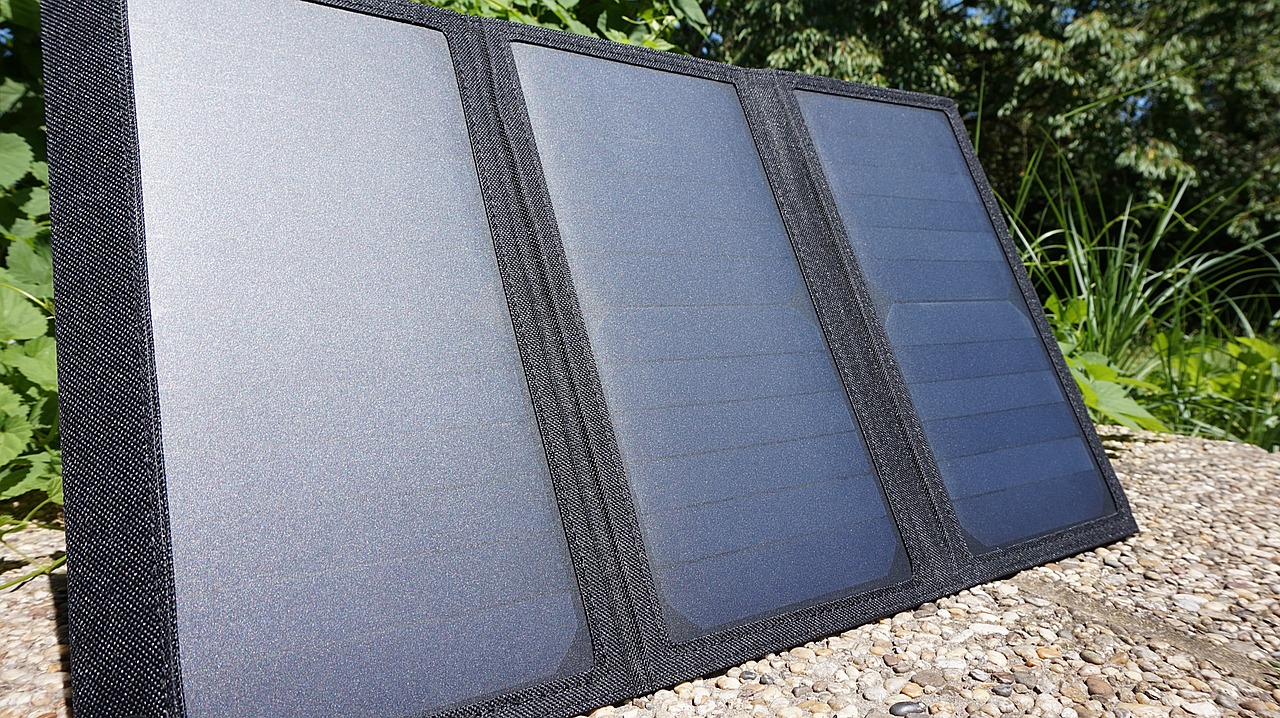 Mobile Solaranlage LPDISPLAY 200W Faltbares Solarpanel - IP67,  ETFE-Beschichtung, Nur 6,35kg Solar Panel Camping, image size:1280x718